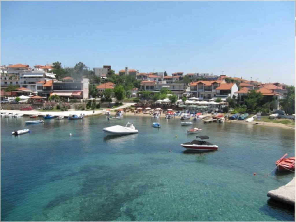 Thalassa Hotel アムリアニ エクステリア 写真